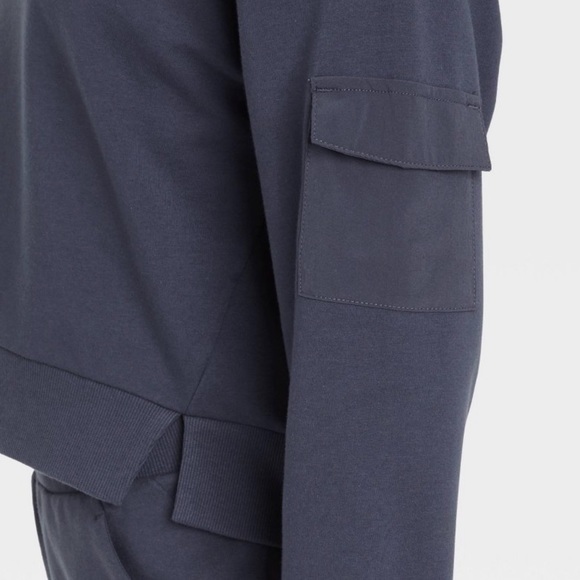 All In Motion NWOT Womens Sweatshirt - Picture 2 of 4